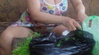 Viral Hijab Tante Binor Cantik Pemilik Hotel dan Restauran Surabaya Indonesia Service Client