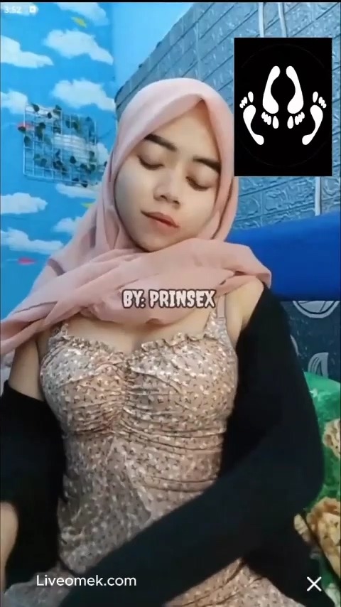 Hijab Viral Terbaru Video Keeping An Eye On Calm Top Global